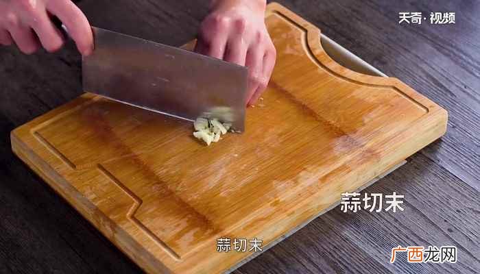 鸽子肉怎么做好吃 红烧乳鸽的做法