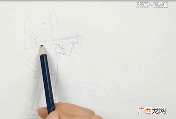 如何画出脸部表情 光头强简笔画
