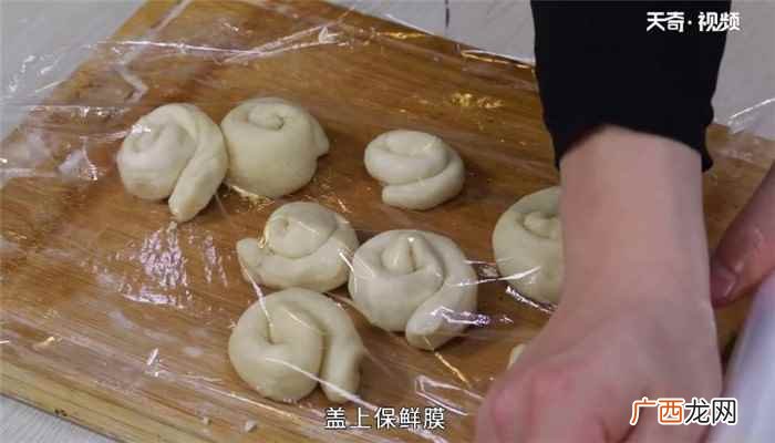 绿豆饼的做法家常简单 绿豆饼的做法