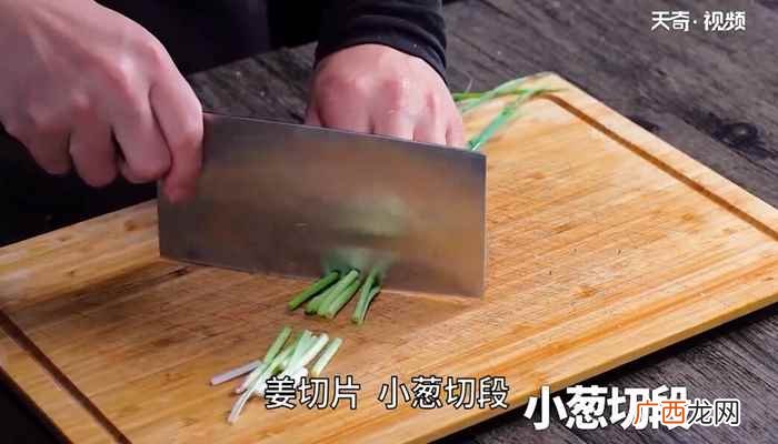 梭子蟹怎么做好吃 炒梭子蟹的做法