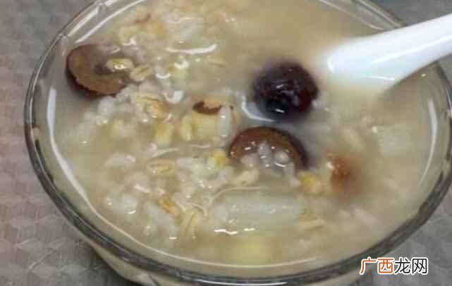 莲子粥的做法