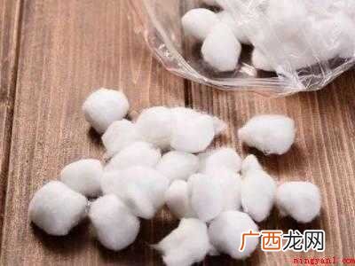 铁锅破了个小洞快速补救
