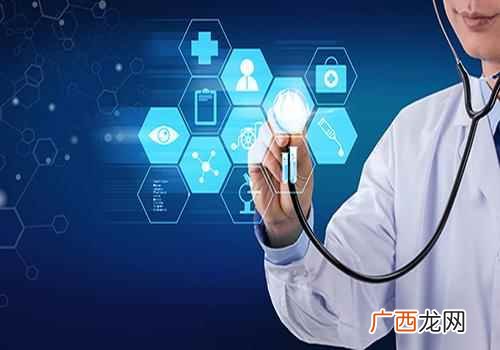 最简单的方法:小口喝温水b超催尿 b超催尿的7种方法,b超水喝下去多久变成尿