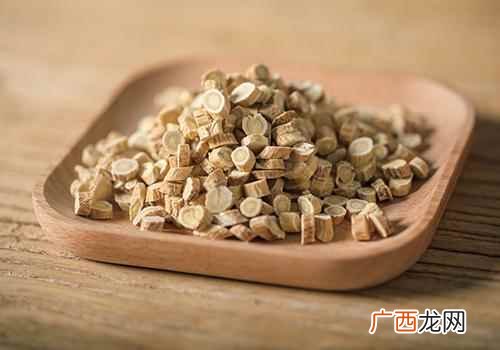 怎么样挑选黄芪 怎么样挑选黄芪,来例假可以喝黄芪吗