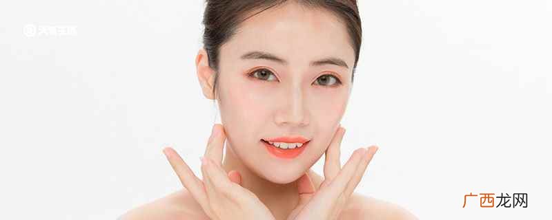 爽肤水可以再次清洁肌肤吗 肌底液和水乳使用顺序