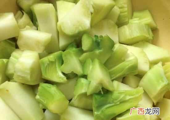 西兰花梗怎么做好吃