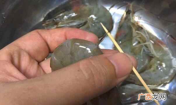 基围虾怎么去虾线