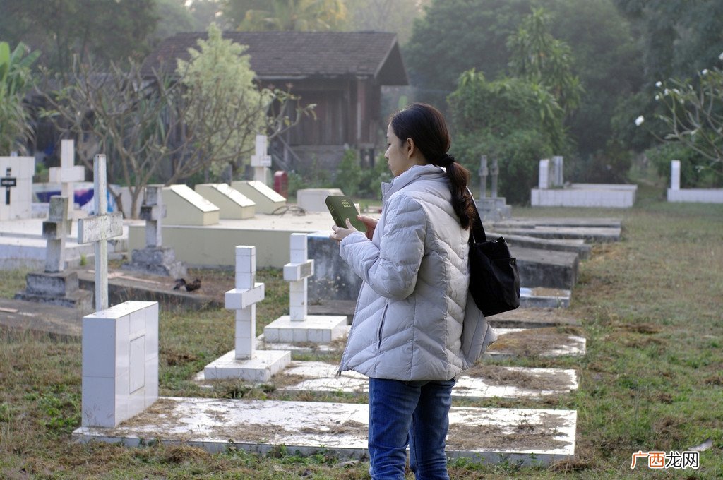 一个从阴间回来的人讲述真实经历 一个从阴间回来的人讲述