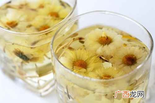 菊花茶的功效与作用禁忌和副作用 菊花茶的功效与作用