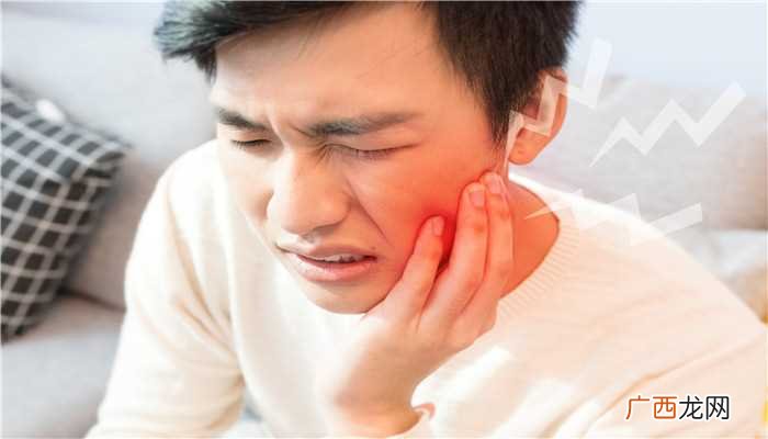 梦见牙齿掉了还流血是凶兆 梦到牙齿掉了流血