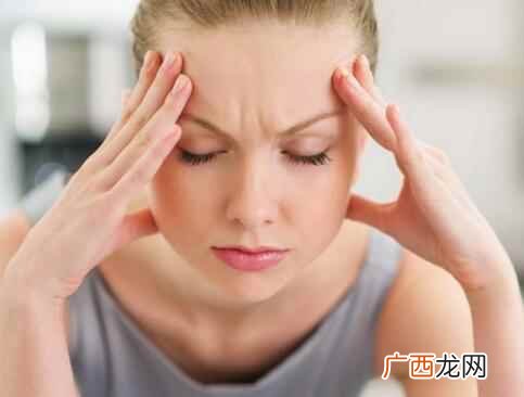 倒立头痛这是怎么回事 倒立后头胀痛怎么缓解