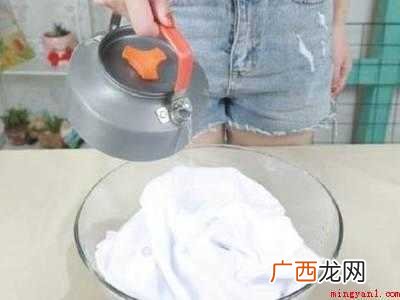 百合花粉怎么洗掉妙招