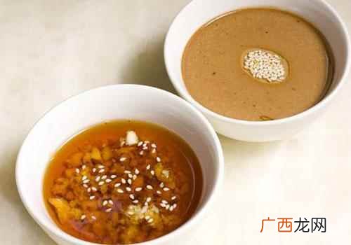 香油治便秘的正确喝法 孕妇便秘喝香油有用吗