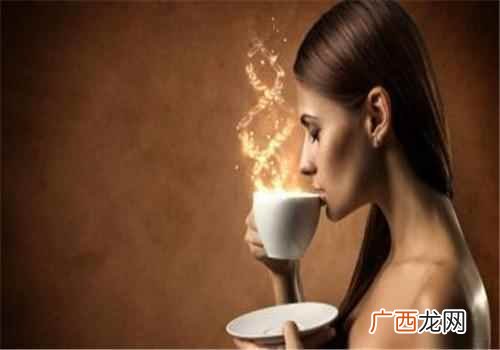 正确喝咖啡的方法和技巧 怎么喝咖啡才正确方法视频