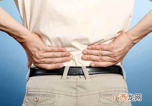 坐久了腰痛要怎么解决 坐久了腰痛怎么办