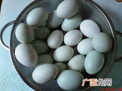 怎么腌咸鸭蛋不太咸还流油