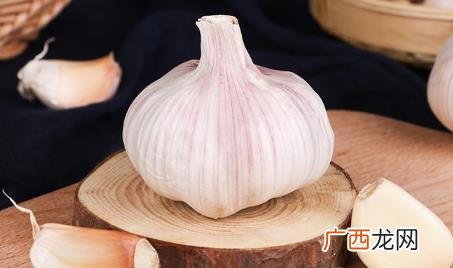 家里有一股大蒜味是什么原因 家里有股大蒜味是什么原因