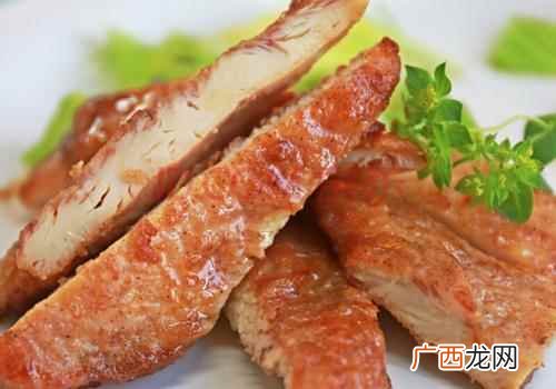鸡胸脯肉含有对人体生长发育有重要作用的磷脂类 鸡胸脯肉的功效与作用,鸡胸脯肉的营养价值