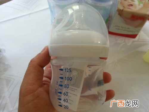 婴儿奶瓶怎么选择最好 婴儿奶瓶怎么选择