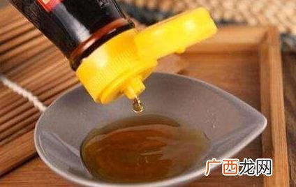 虾油和鱼露是一样的东西吗 虾油和鱼露是一个东西吗