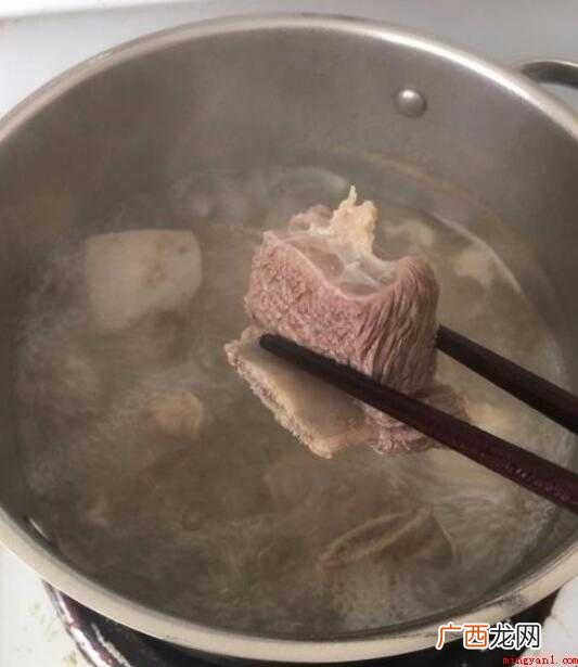 炖牛排骨的流程是什么
