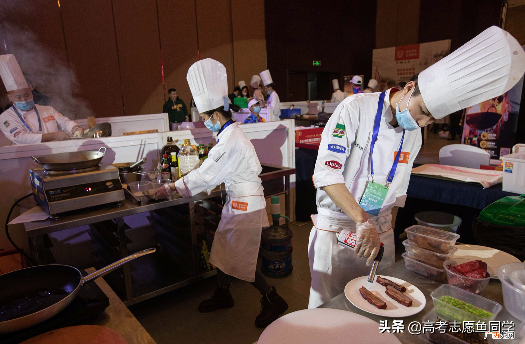 学这8门手艺出师快，发展前景不错 什么技术好学又赚钱前景又大