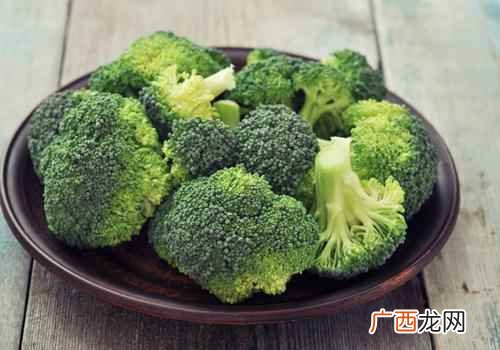 痛风可以吃西兰花菜吗可以 痛风可以吃西兰花菜吗,痛风可以吃花菜吗