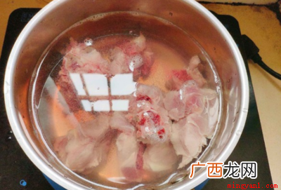 炖龙骨的家常做法 炖龙骨的做法家常做法