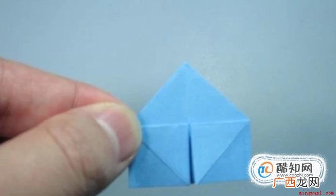 纸片折飞机爱心操作方法 怎么折爱心，爱心的折法