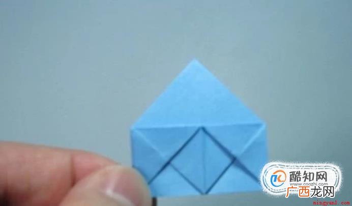 纸片折飞机爱心操作方法 怎么折爱心，爱心的折法