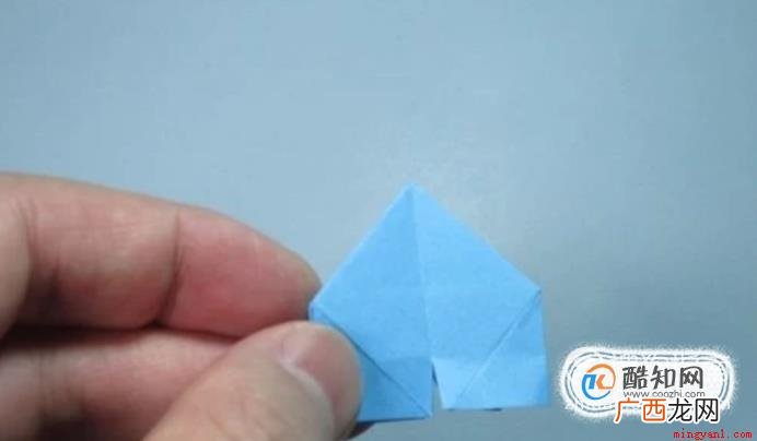 纸片折飞机爱心操作方法 怎么折爱心，爱心的折法