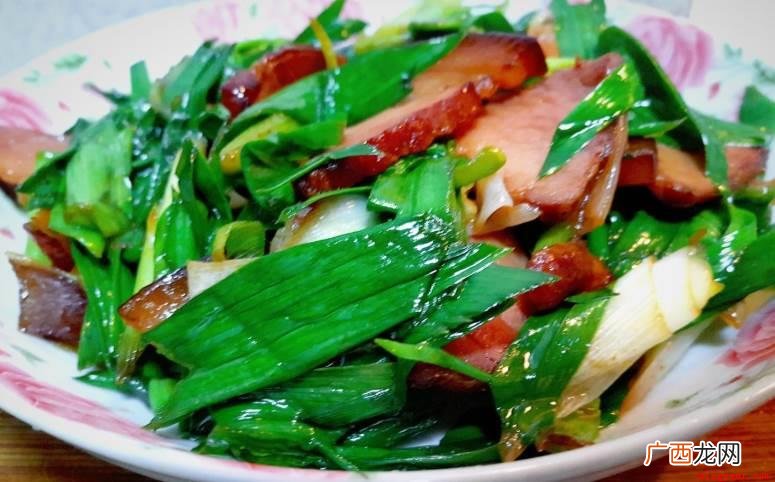 懒人居家必备美食,腊肉炒饭简直就是不会做菜人的最爱
