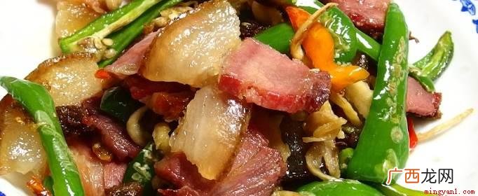 懒人居家必备美食,腊肉炒饭简直就是不会做菜人的最爱