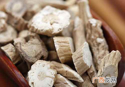 板蓝根的功效与作用及禁忌症 板蓝根的功效与作用及禁忌