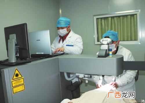 激光治疗近视手术的禁忌症 近视眼手术价格一览表,激光治疗近视多少钱