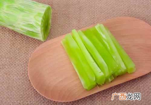 虾和莴笋可以一起吃吗 虾可以和莴笋一起吃吗