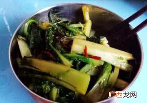 莴笋叶其他食材:蒜、干红辣椒、孜然盐、糖、蒸鱼豉油做法步骤 爆炒莴笋叶的做法,爆炒莴笋叶怎么做