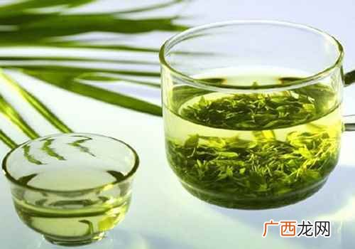 茶叶水泡脚可以治脚气吗 茶水泡脚可以治脚气吗
