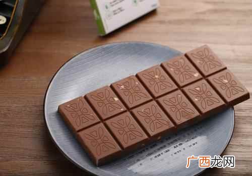 低血糖吃巧克力好吗有用 低血糖吃巧克力好吗,低血糖吃糖还是巧克力