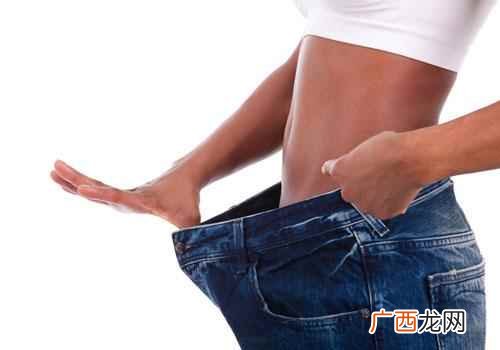 晚上不吃饭一个月能瘦多少斤 每天晚上不吃饭一个月能减多少斤