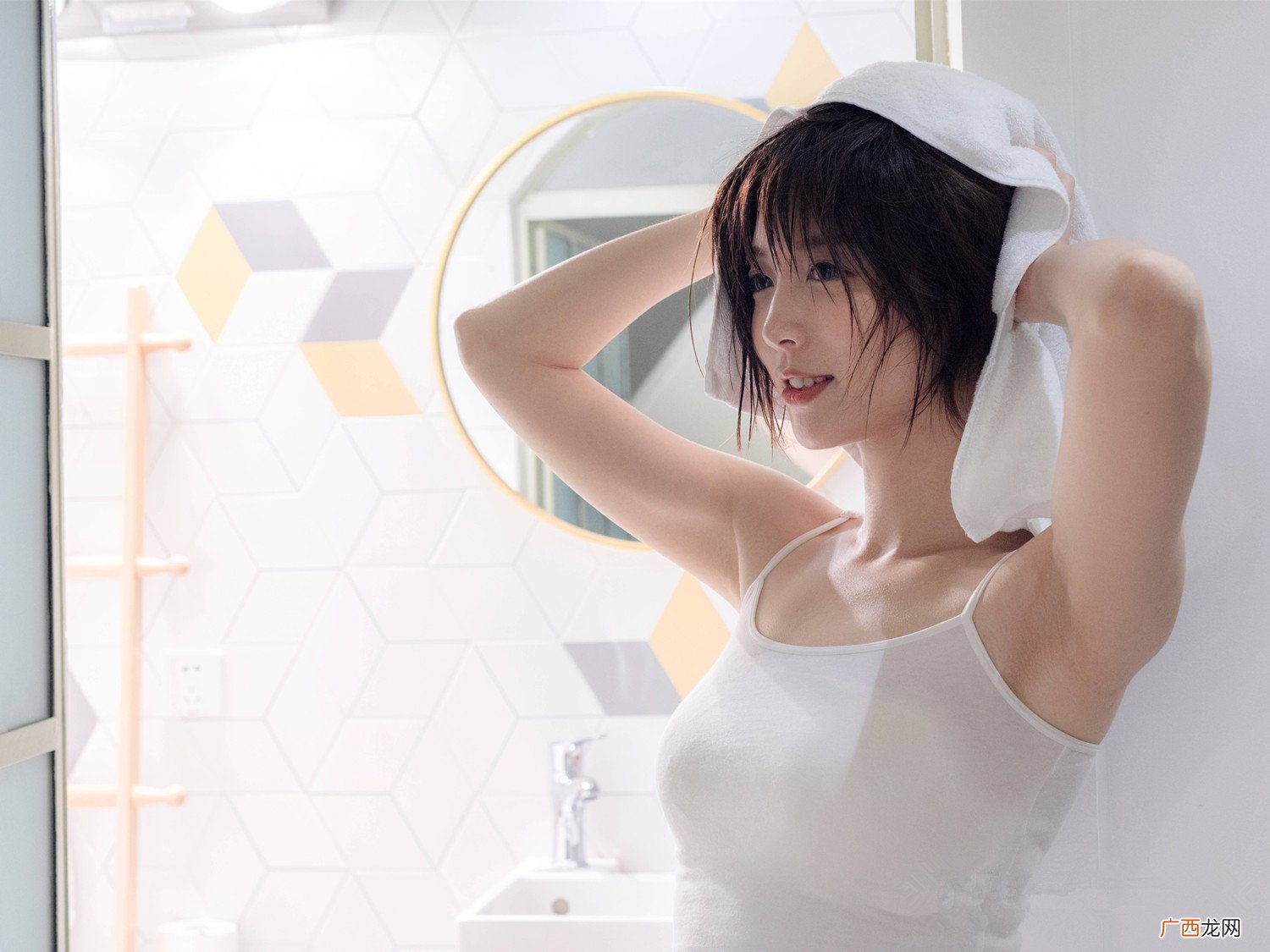 经常用清水洗头发可以防止脱发吗 长期用清水洗头好不好