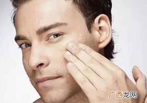 男士爽肤水有什么用处 男士爽肤水有什么用