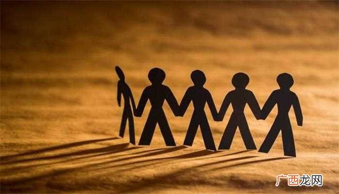 梦见纸人预示着梦者最近压力太大