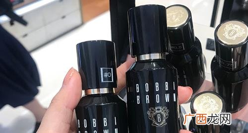 芭比波朗粉底液优缺点有哪些 芭比波朗虫草养肤粉底液测评