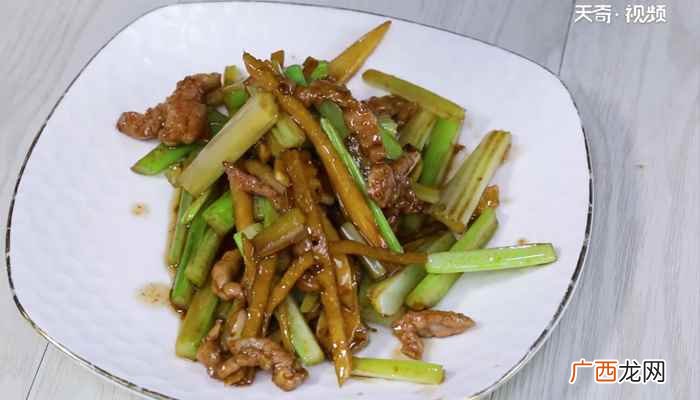 猪瘦肉切丝怎么做好吃 芹菜炒肉的做法