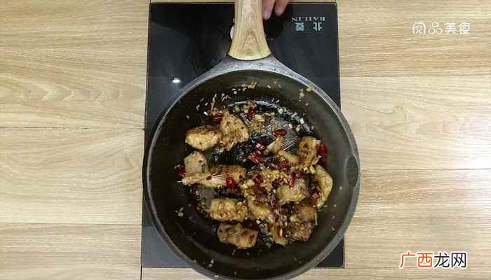 草鱼怎么做最好吃 武汉糍粑鱼的做法