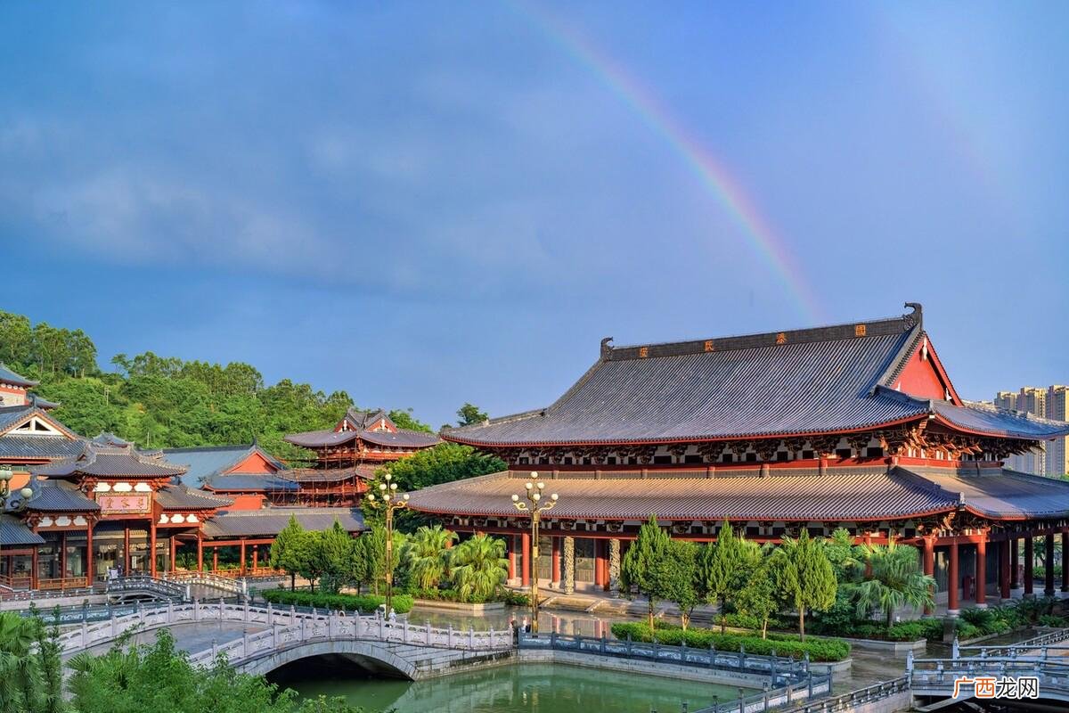旗山万佛寺是全国最大的寺庙吗 旗山万佛寺占地多少亩