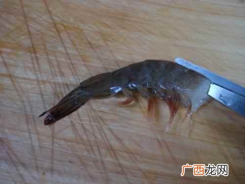 基围虾怎么快速去虾线