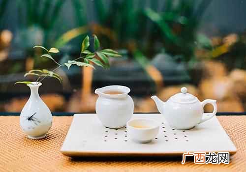 冲泡白露茶的时候很容易泡开 白露茶和寒露茶区别,白露茶属于什么茶