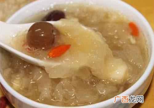 健脑益智、温补安神、补血、丰胸 龙眼银耳羹的做法,龙眼银耳羹怎么做